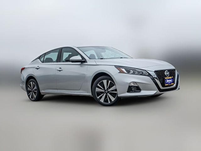 2020 Nissan Altima 2.5 SV