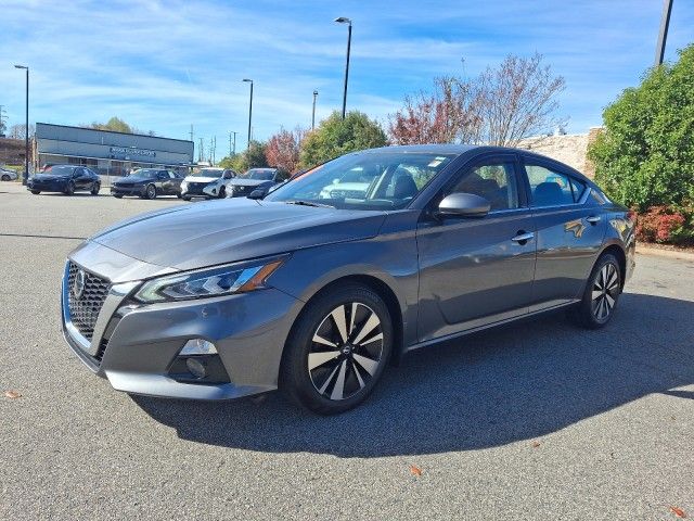 2020 Nissan Altima 2.5 SV