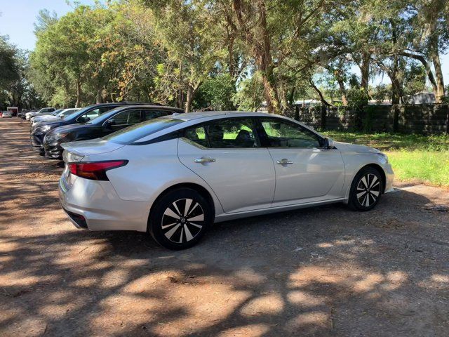 2020 Nissan Altima 2.5 SV