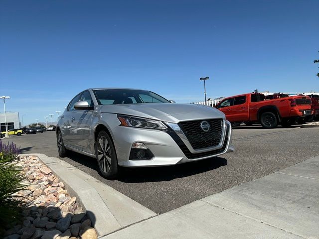 2020 Nissan Altima 2.5 SV