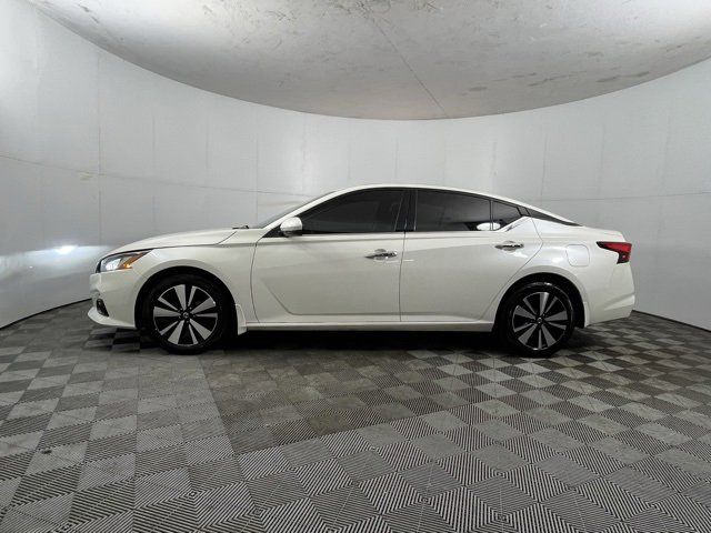 2020 Nissan Altima 2.5 SV