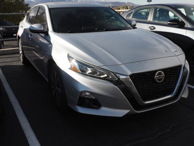 2020 Nissan Altima 2.5 SV