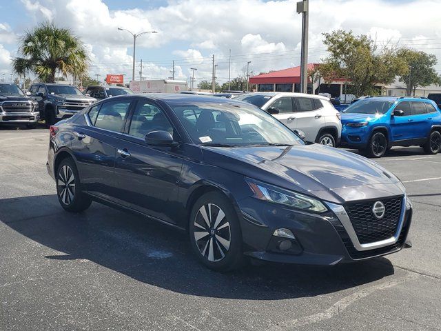 2020 Nissan Altima 2.5 SV