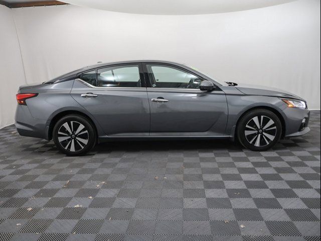 2020 Nissan Altima 2.5 SV
