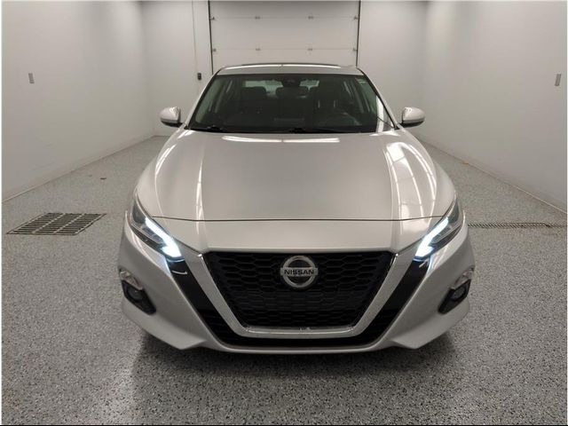 2020 Nissan Altima 2.5 SV