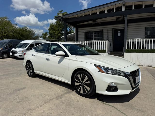 2020 Nissan Altima 2.5 SV