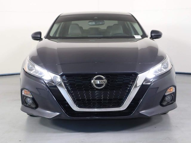 2020 Nissan Altima 2.5 SV