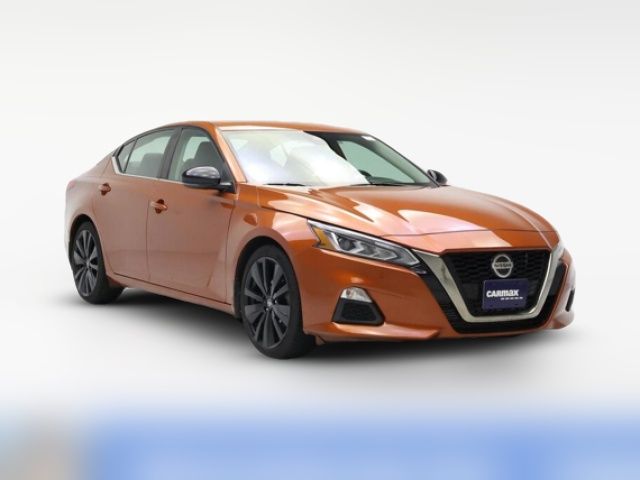 2020 Nissan Altima 2.0 SR