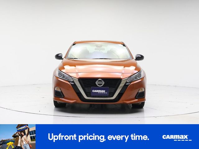 2020 Nissan Altima 2.0 SR