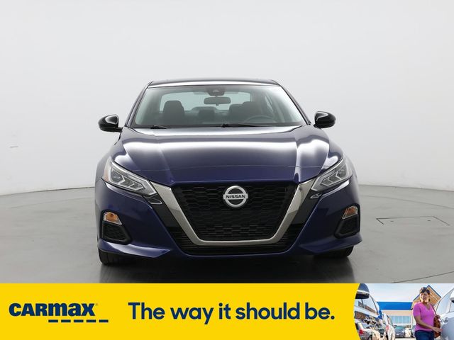 2020 Nissan Altima 2.0 SR