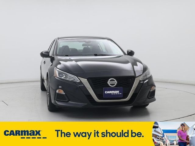2020 Nissan Altima 2.5 SR