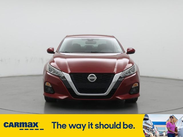 2020 Nissan Altima 2.5 SV