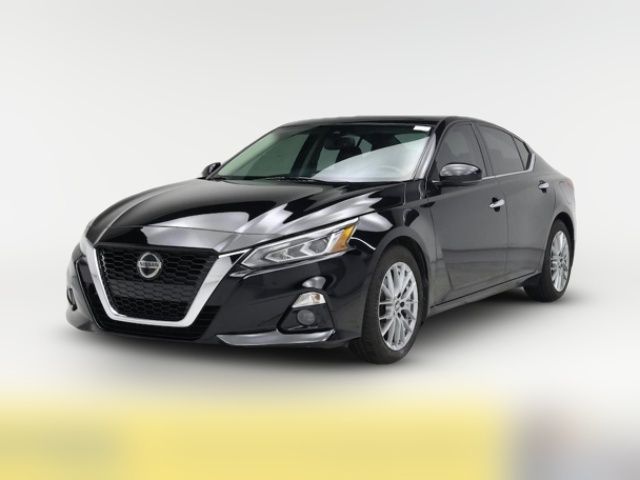 2020 Nissan Altima 2.5 SV