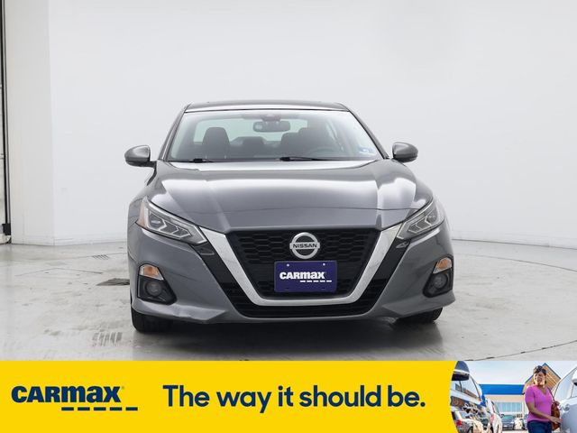 2020 Nissan Altima 2.5 SV