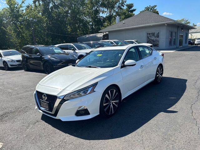 2020 Nissan Altima 2.0 Platinum