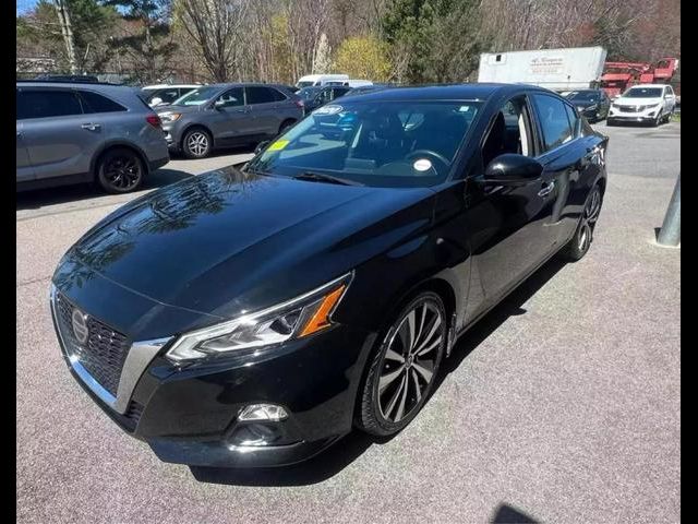 2020 Nissan Altima 2.0 Platinum