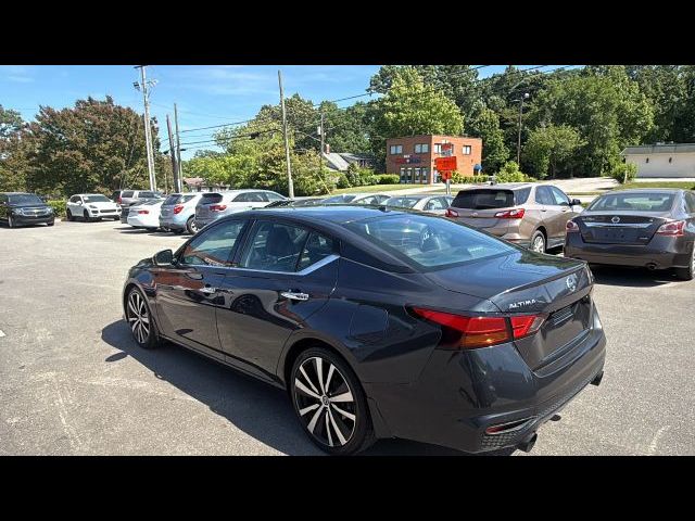 2020 Nissan Altima 2.0 Platinum