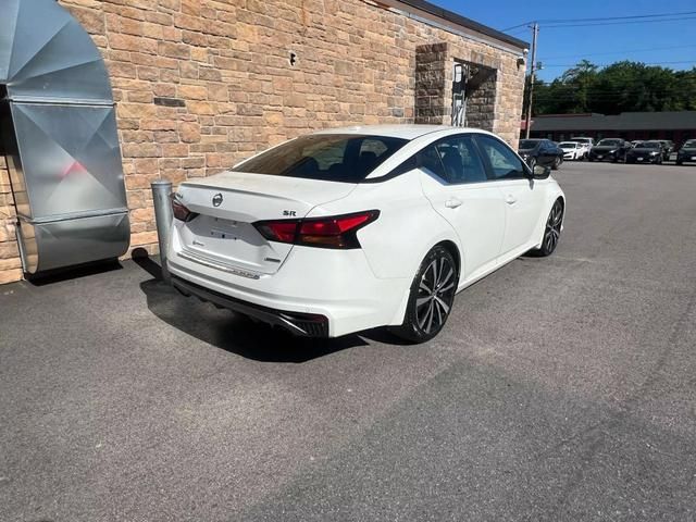 2020 Nissan Altima 2.0 SR