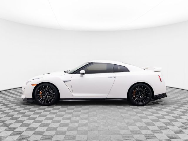 2020 Nissan GT-R Premium