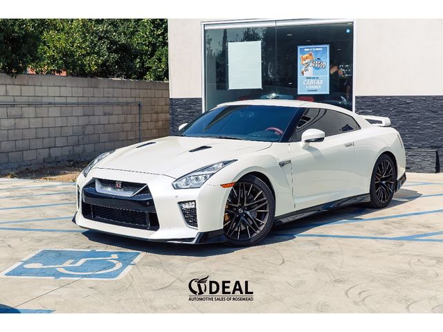 2020 Nissan GT-R Premium