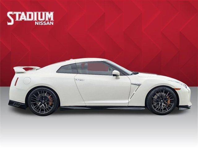 2020 Nissan GT-R Premium