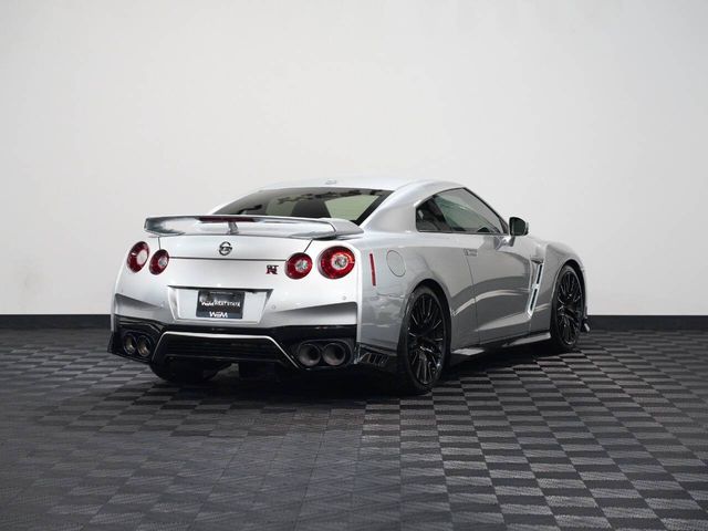 2020 Nissan GT-R Premium