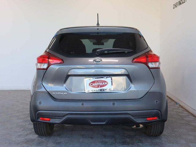 2020 Nissan Kicks S
