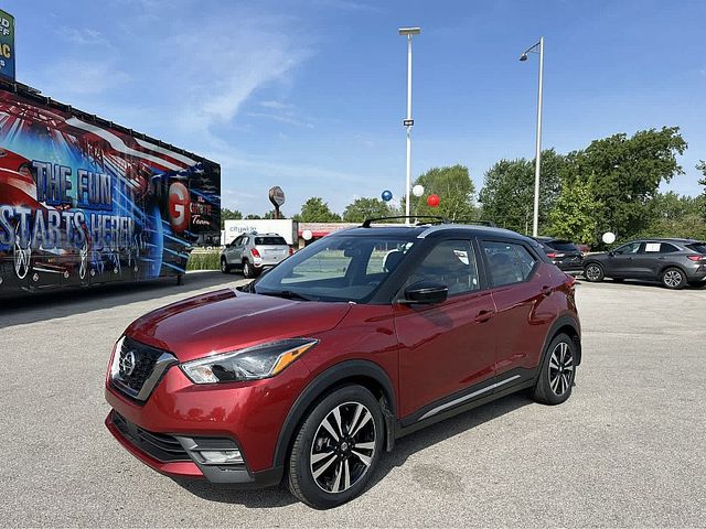 2020 Nissan Kicks SR