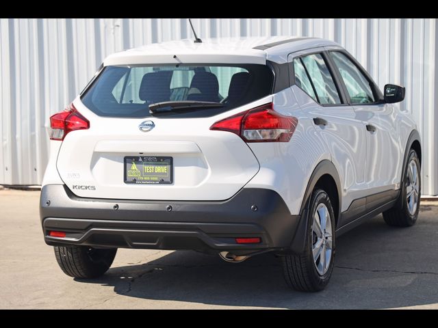 2020 Nissan Kicks S