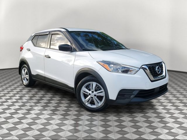 2020 Nissan Kicks S