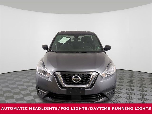 2020 Nissan Kicks S