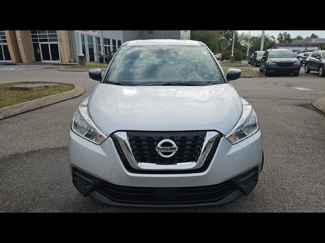2020 Nissan Kicks S