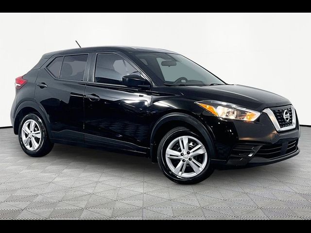 2020 Nissan Kicks S