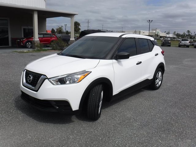 2020 Nissan Kicks S