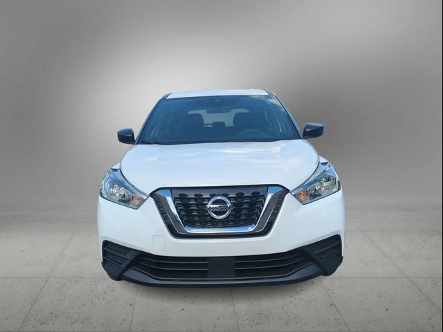 2020 Nissan Kicks S