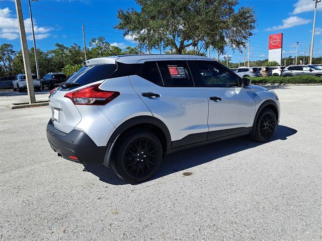 2020 Nissan Kicks S