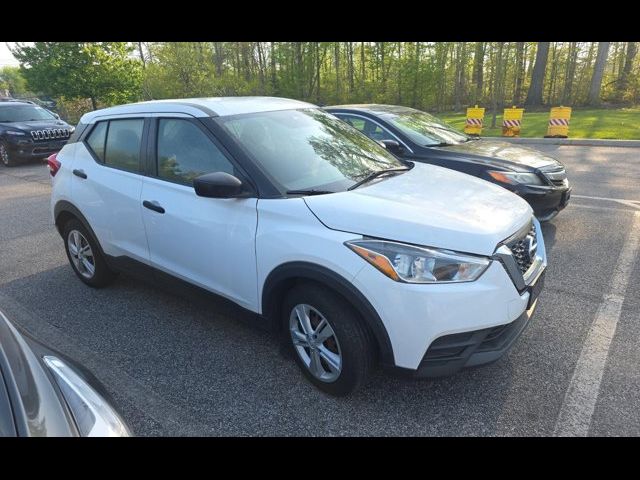 2020 Nissan Kicks S