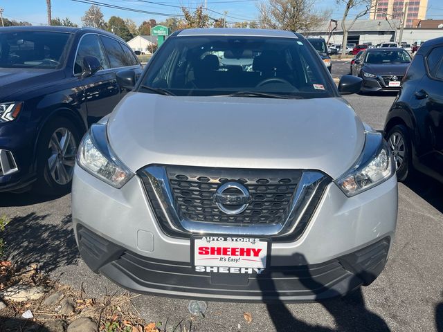 2020 Nissan Kicks S