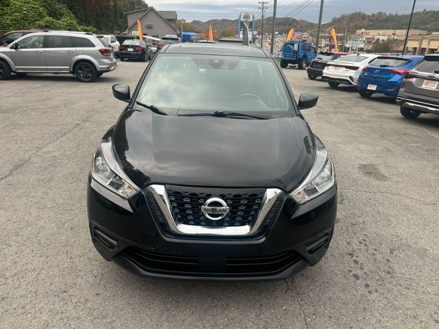 2020 Nissan Kicks S