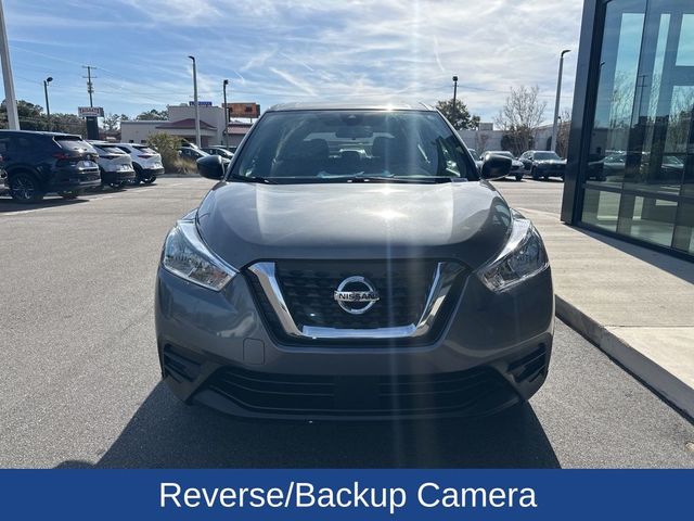 2020 Nissan Kicks S