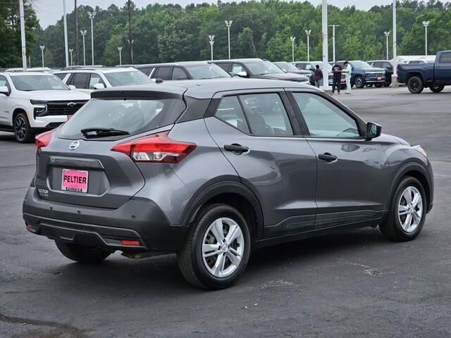 2020 Nissan Kicks S