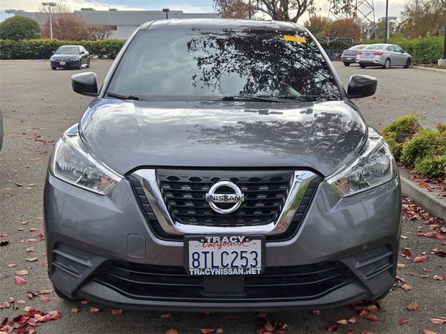 2020 Nissan Kicks S