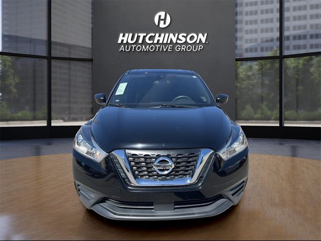 2020 Nissan Kicks S