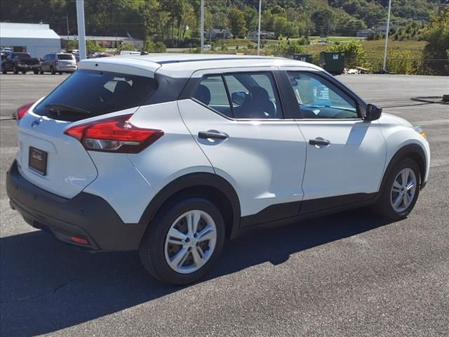 2020 Nissan Kicks S