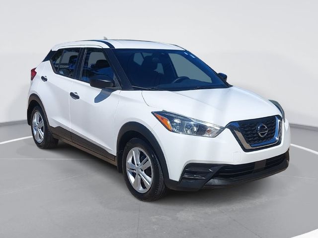 2020 Nissan Kicks S