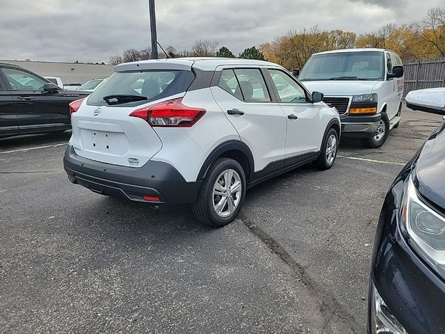 2020 Nissan Kicks S