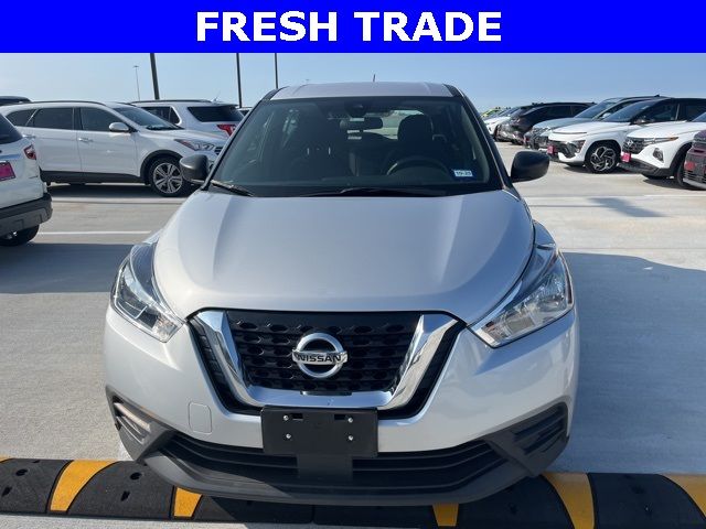 2020 Nissan Kicks S