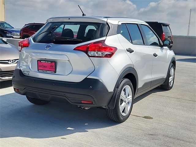 2020 Nissan Kicks S