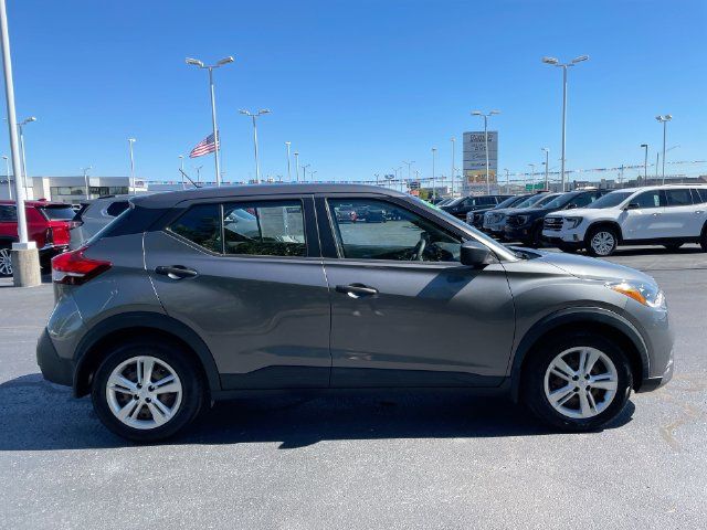 2020 Nissan Kicks S