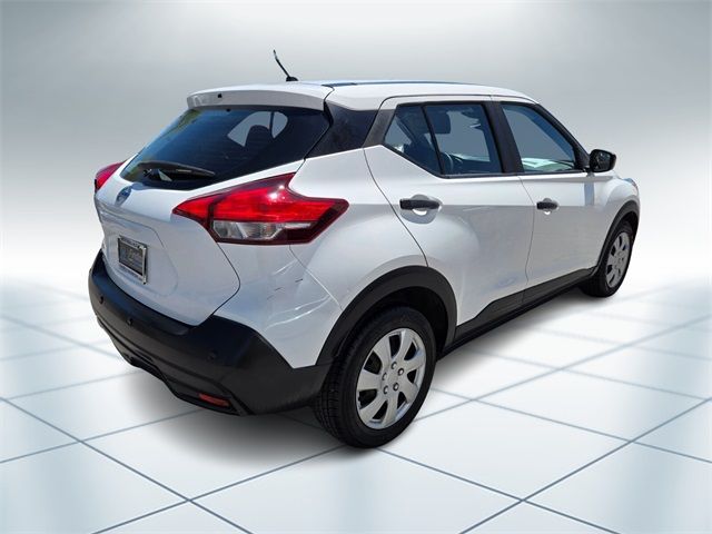 2020 Nissan Kicks S